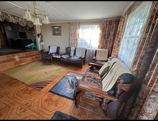 2 BEDROOM HOUSE FOR SALE IN NORTHDALE